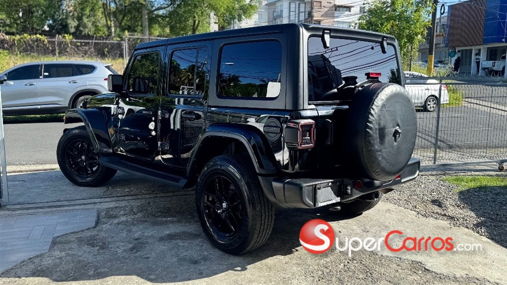 2023 Jeep Wrangler Sahara — foto 3 / 11