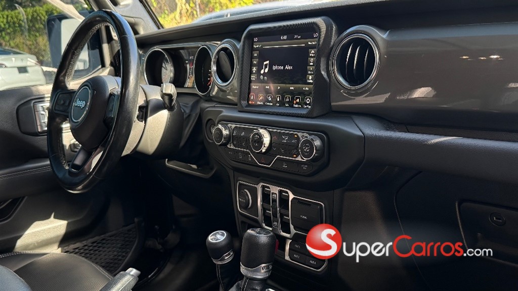 2023 Jeep Wrangler Sahara — foto 10 / 11