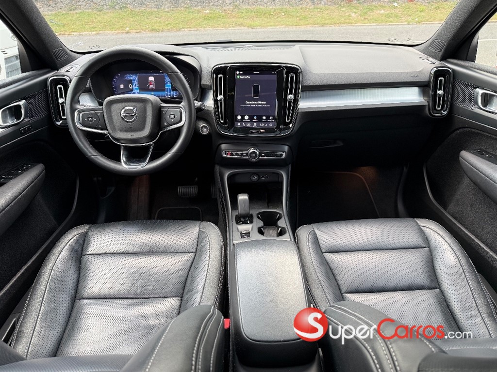 2024 Volvo XC40 B5 — foto 4 / 11
