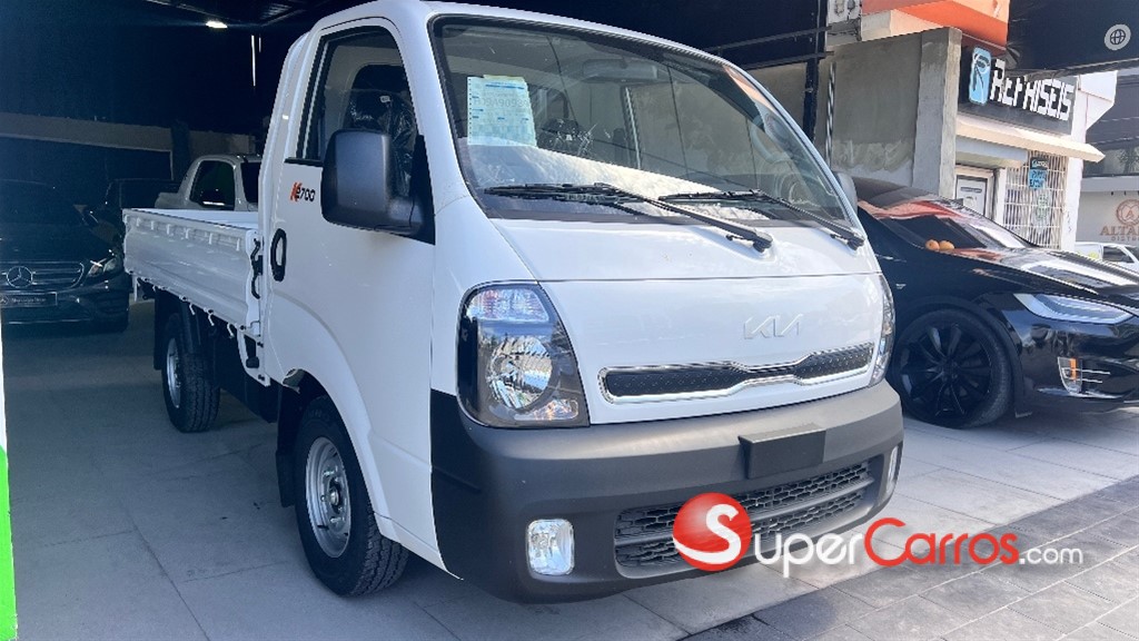 2027 Kia K700 — foto 4 / 11