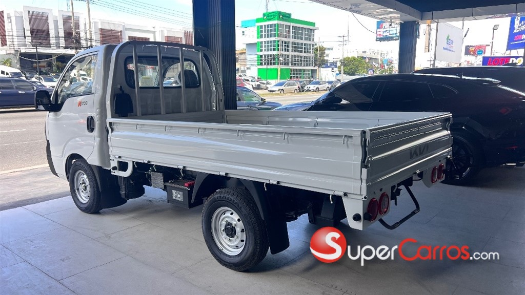 2027 Kia K700 — foto 8 / 11
