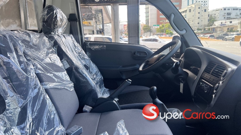 2027 Kia K700 — foto 11 / 11