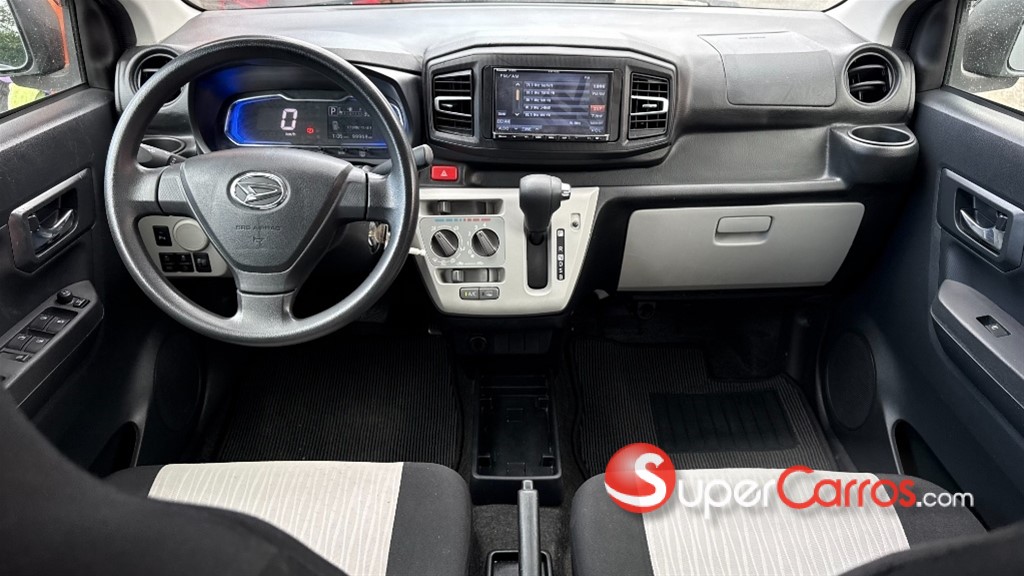 2021 Daihatsu Mira — foto 6 / 12