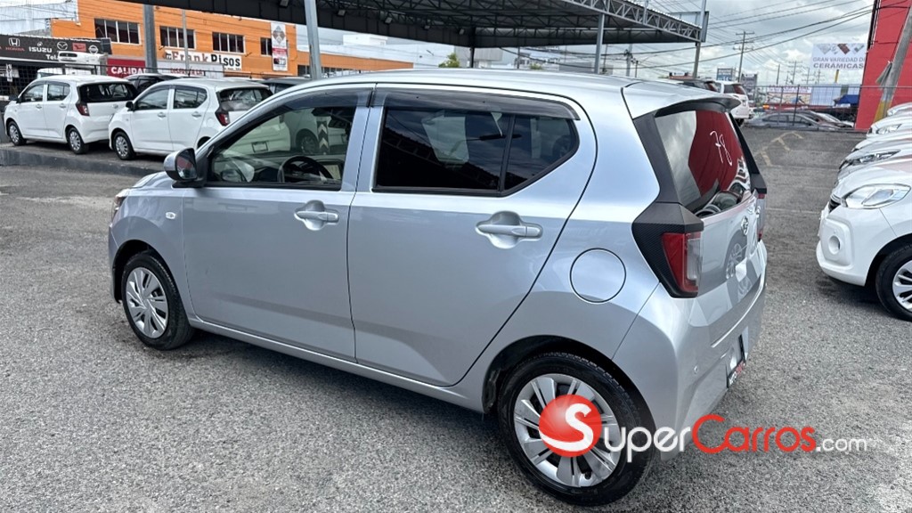 2021 Daihatsu Mira — foto 9 / 12