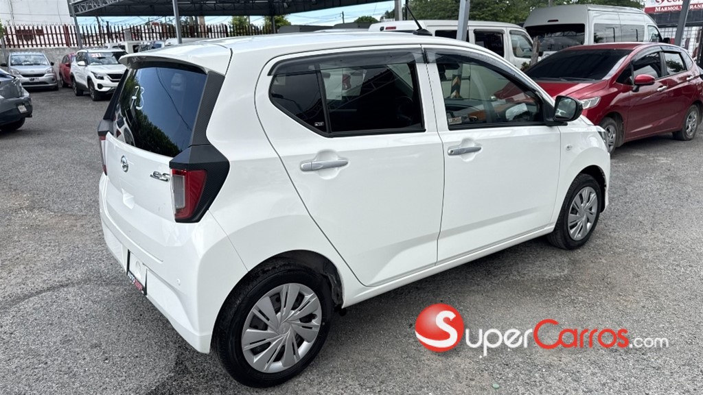 2021 Daihatsu Mira — foto 6 / 12