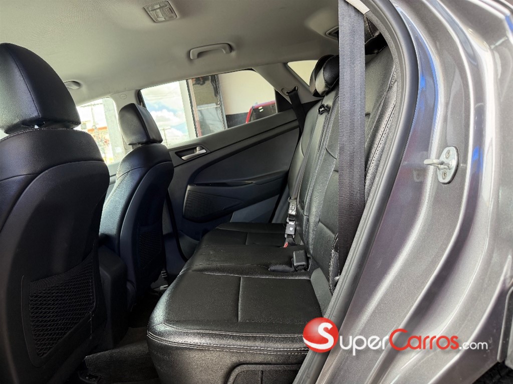 2020 Hyundai Tucson SE — foto 7 / 10