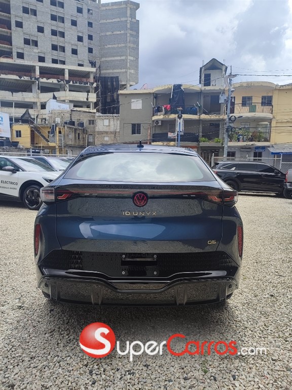 2025 Volkswagen ID UNYX 06 PRO — foto 8 / 12