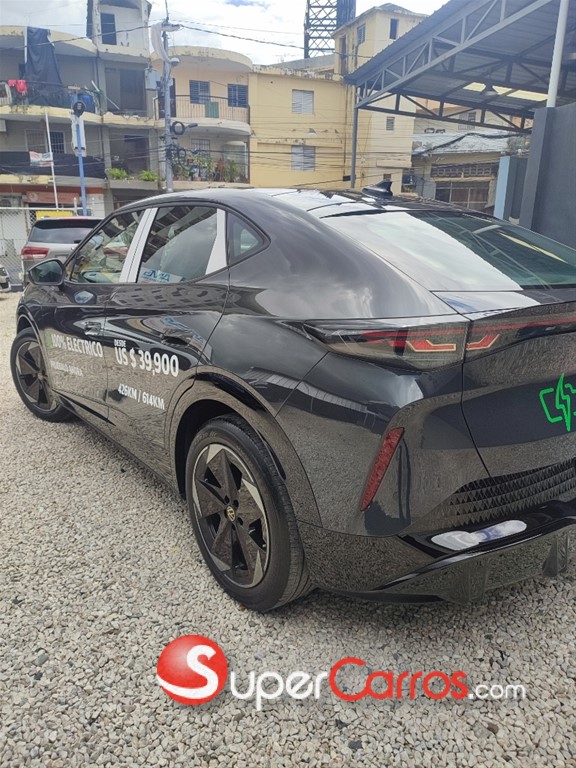 2025 Volkswagen ID UNYX 06 Ultra — foto 3 / 11