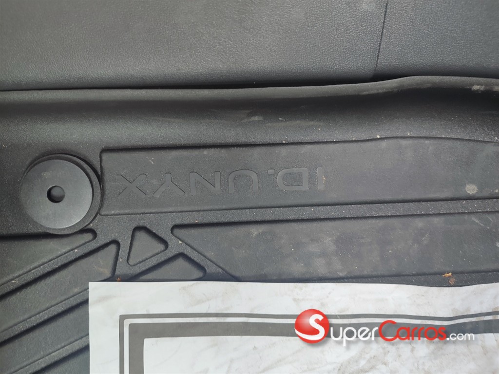 2025 Volkswagen ID UNYX 06 Ultra — foto 5 / 11