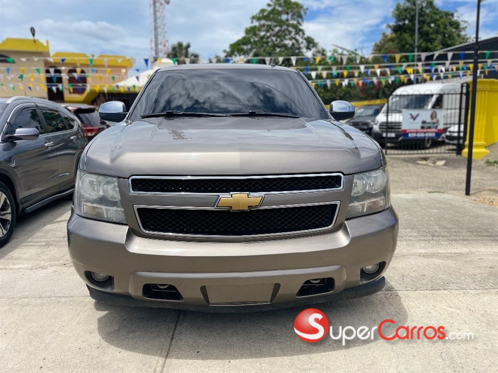 2013 Chevrolet Tahoe LT — foto 2 / 11