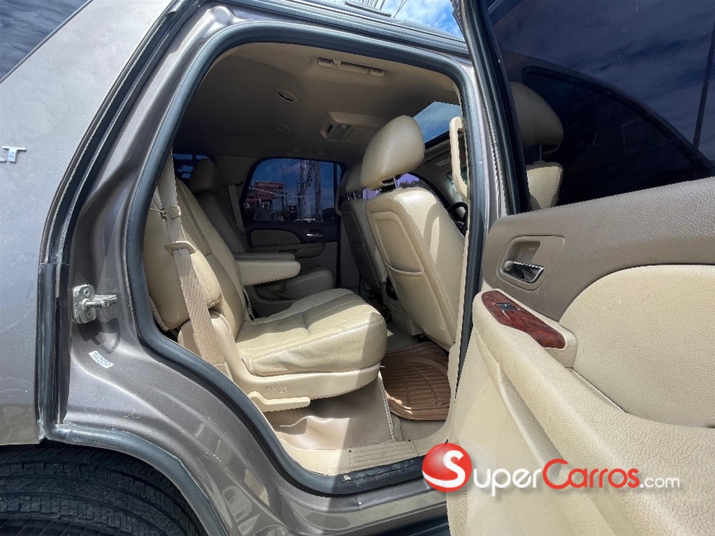 2013 Chevrolet Tahoe LT — foto 8 / 11