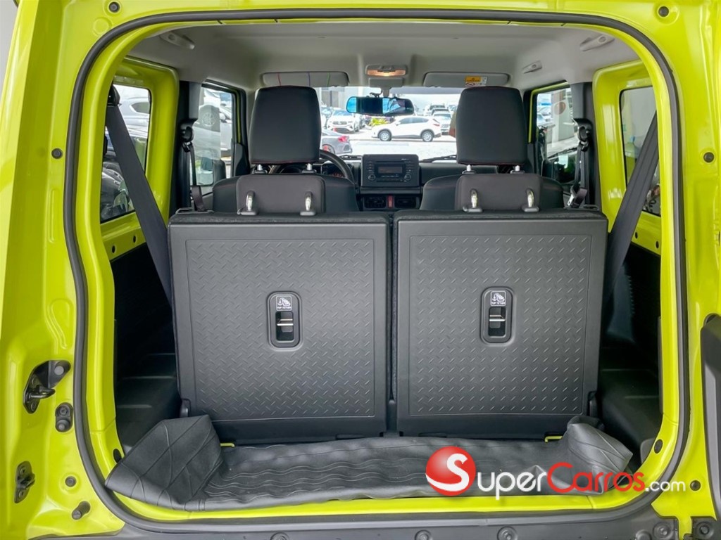2021 Suzuki Jimny — foto 8 / 11