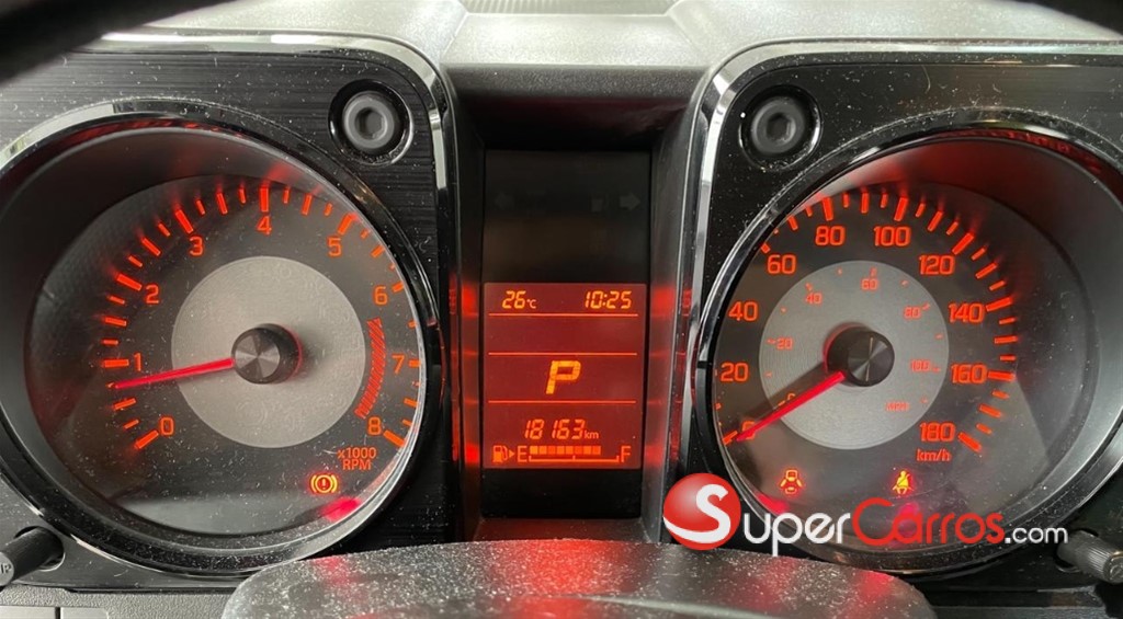 2021 Suzuki Jimny — foto 10 / 11