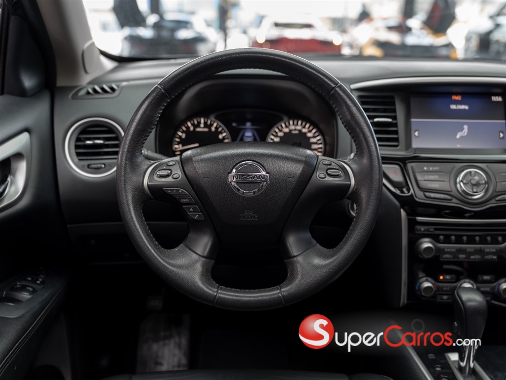 2017 Nissan Pathfinder — foto 6 / 12