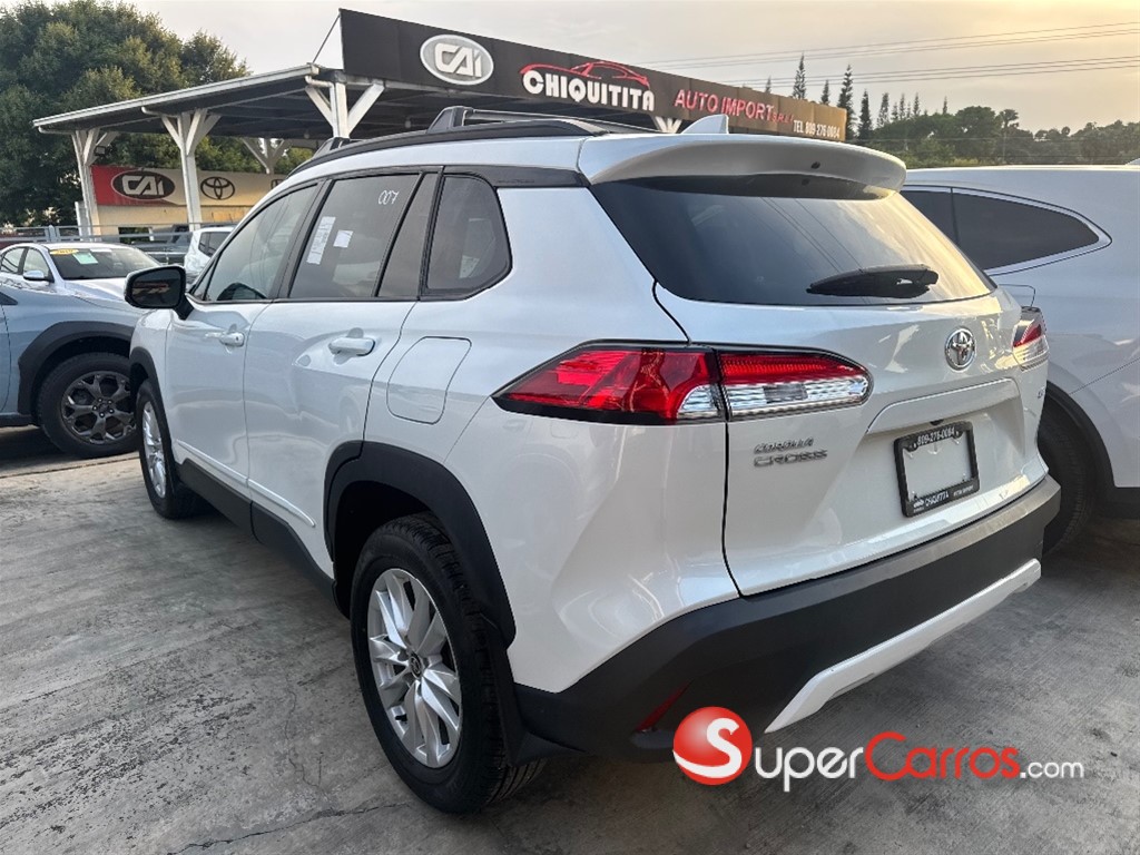 2022 Toyota Corolla Cross — foto 5 / 12