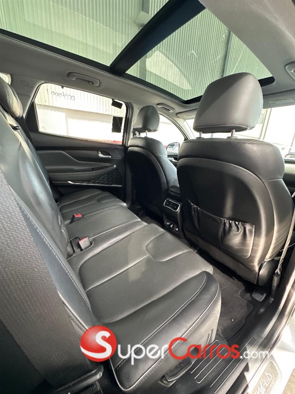 2021 Hyundai Santa Fe Limited — foto 9 / 11