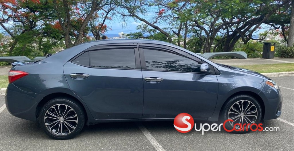 2016 Toyota Corolla S — foto 3 / 12