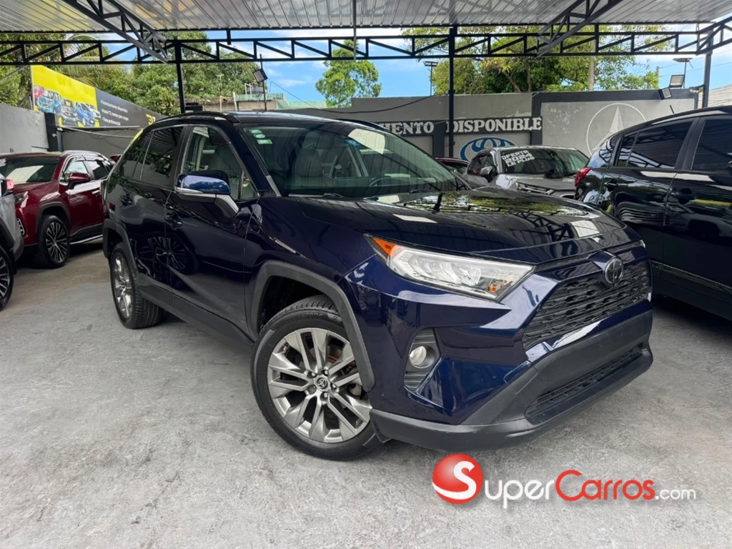 2019 Toyota RAV4 XLE Premium