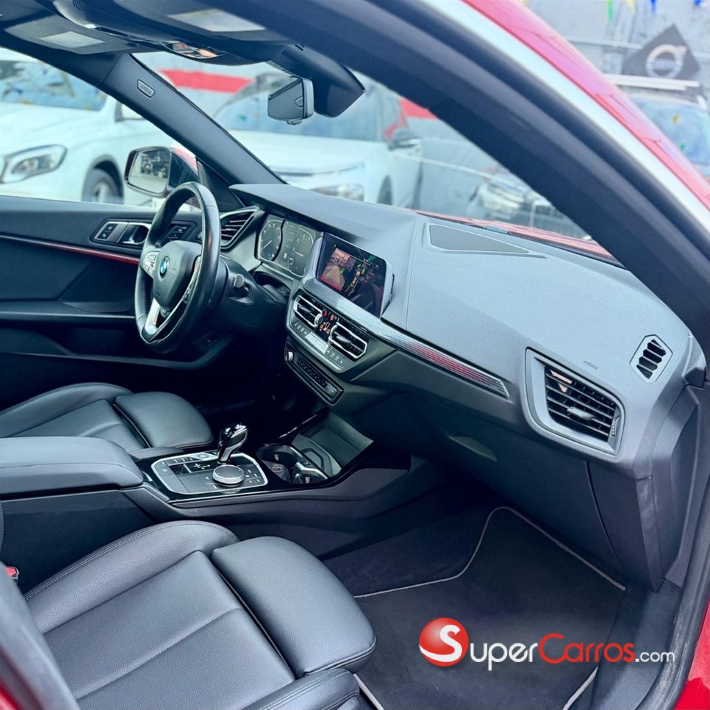 2021 BMW Serie 2 228i — foto 5 / 10