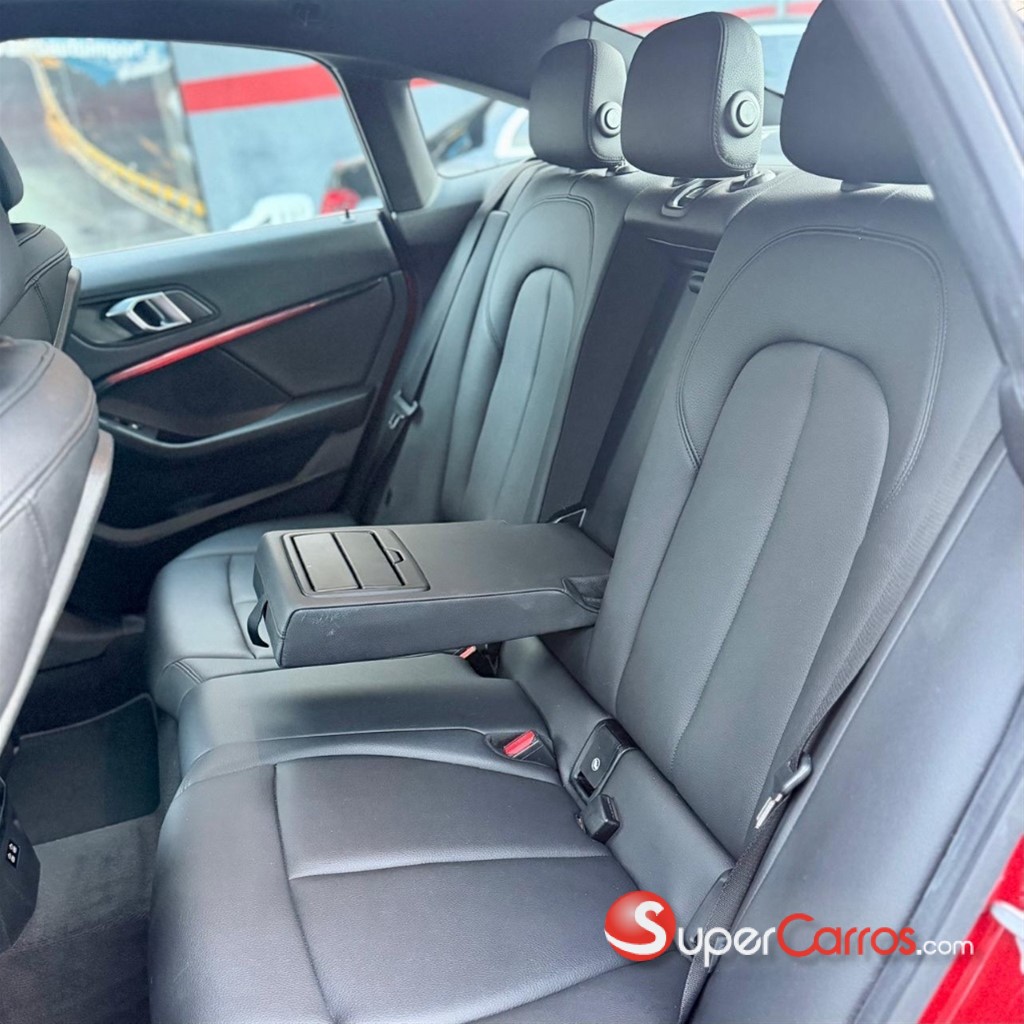 2021 BMW Serie 2 228i — foto 7 / 10