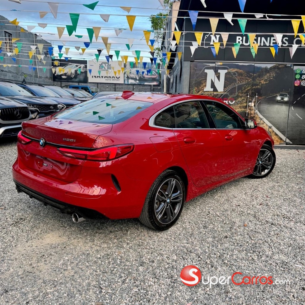 2021 BMW Serie 2 228i — foto 9 / 10