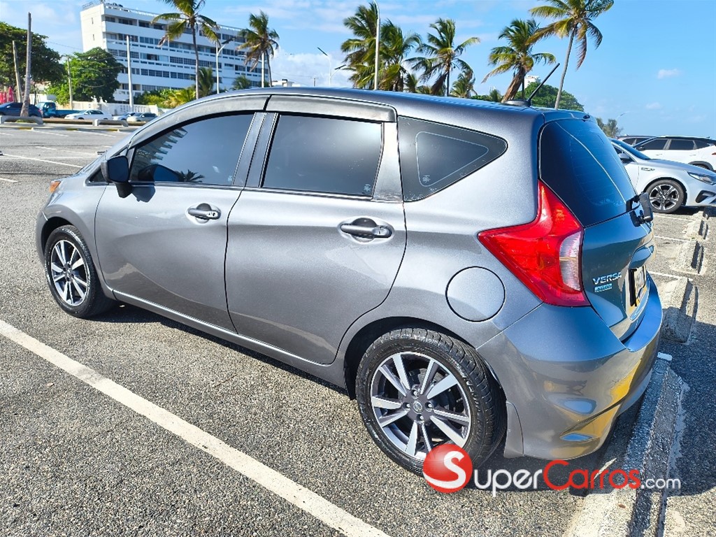 2017 Nissan Versa Note SV — foto 3 / 12
