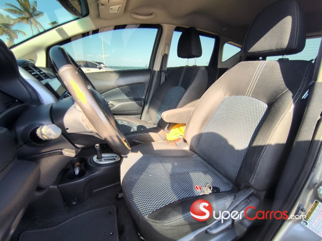 2017 Nissan Versa Note SV — foto 10 / 12