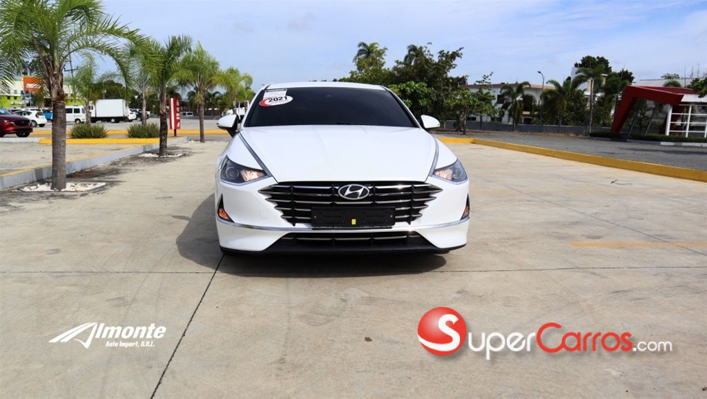 2021 Hyundai Sonata DN8 — foto 2 / 10