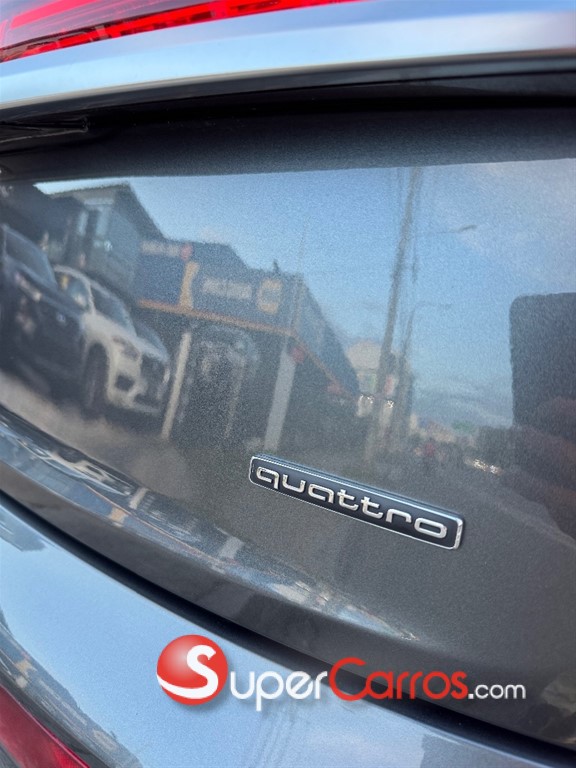 2022 Audi Q5 S-Line — foto 4 / 12