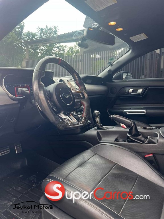 2019 Ford Mustang GT PREMIUM — foto 2 / 10
