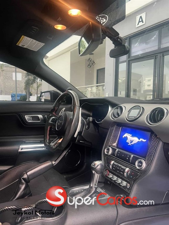 2019 Ford Mustang GT PREMIUM — foto 6 / 10