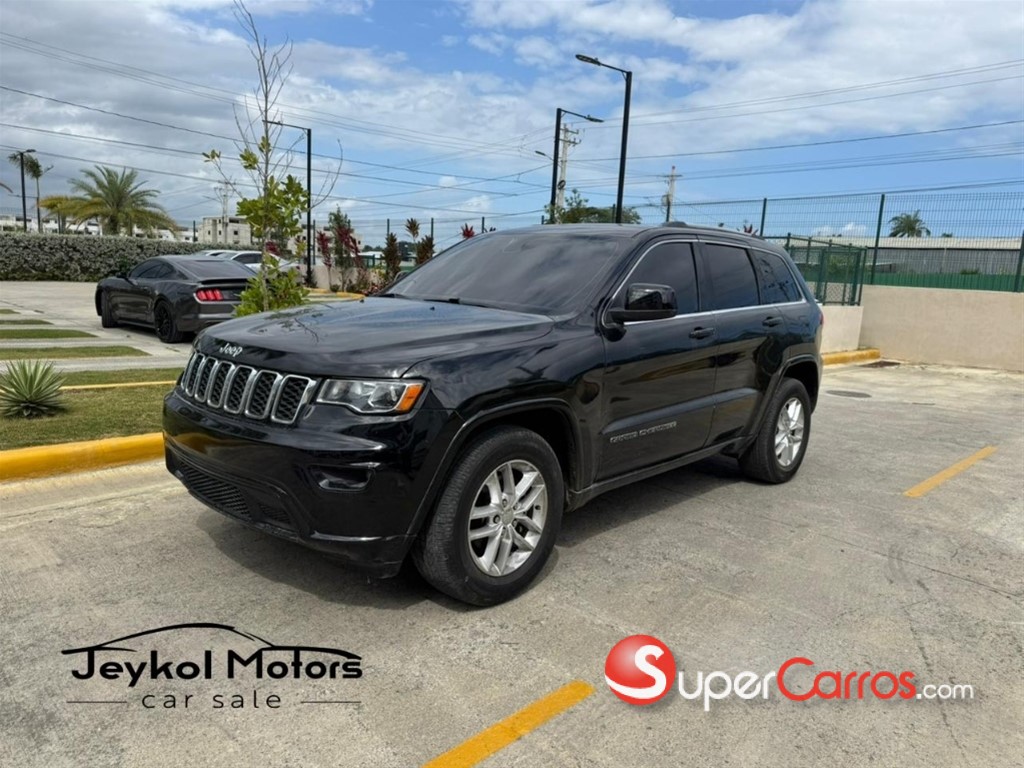 2017 Jeep Grand Cherokee Laredo