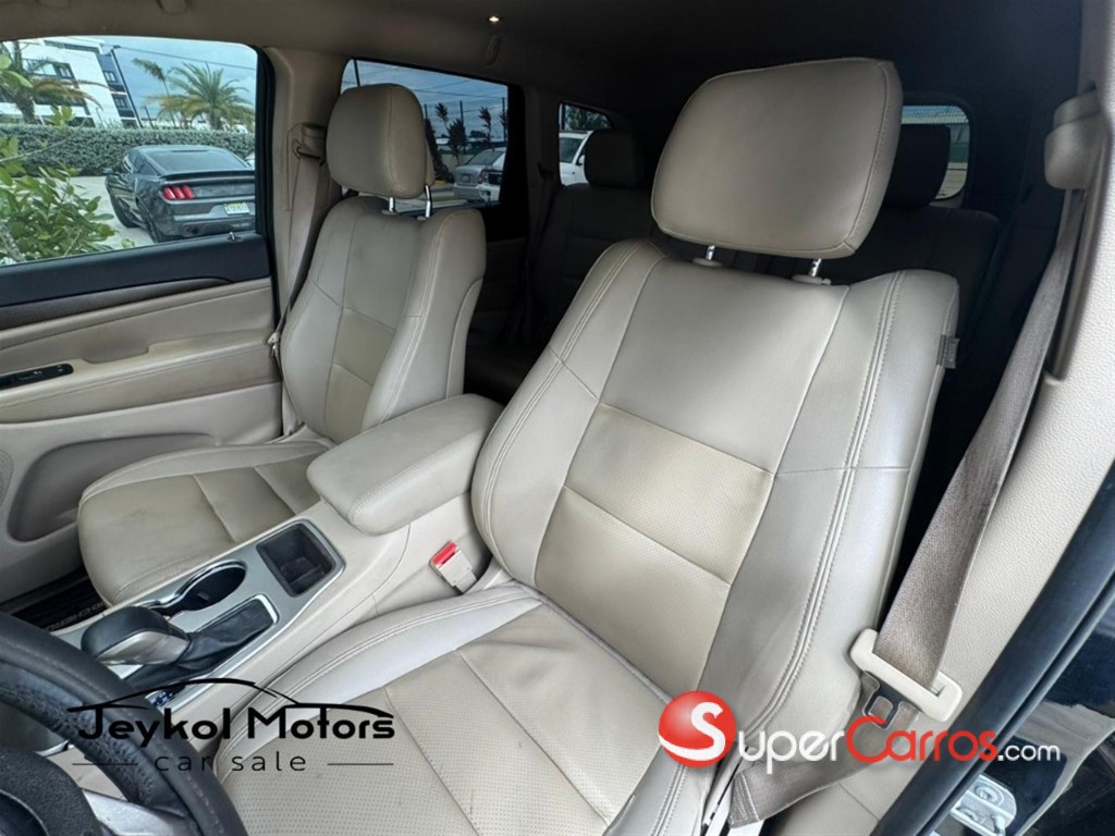 2017 Jeep Grand Cherokee Laredo — foto 4 / 10