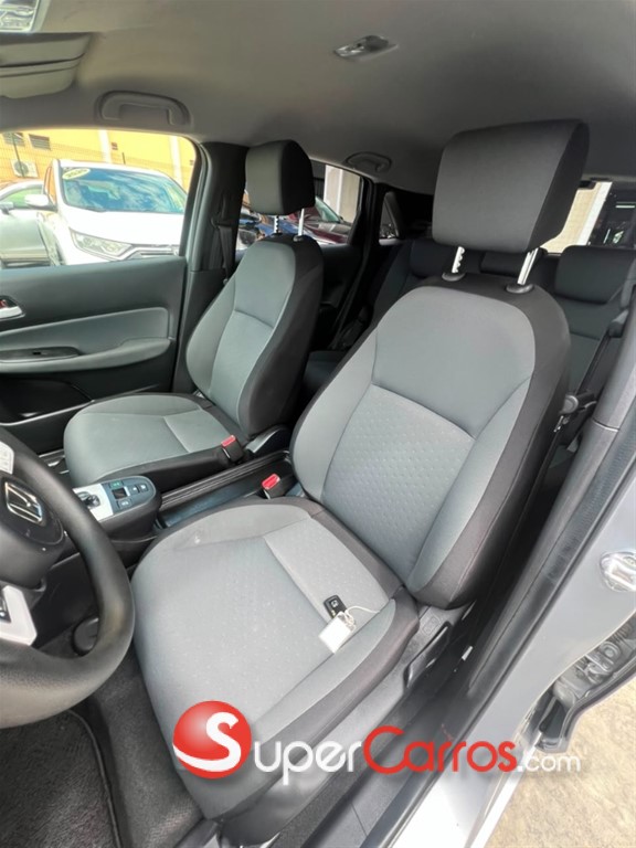 2021 Honda Fit — foto 8 / 12