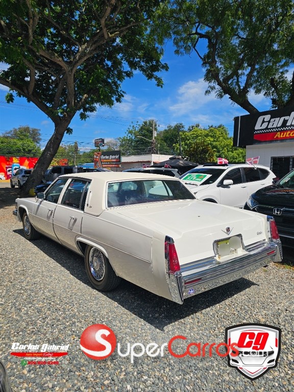 1977 Cadillac De Ville — foto 2 / 10