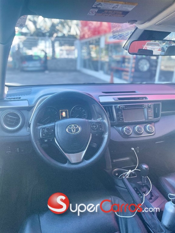 2017 Toyota RAV4 LE — foto 4 / 9