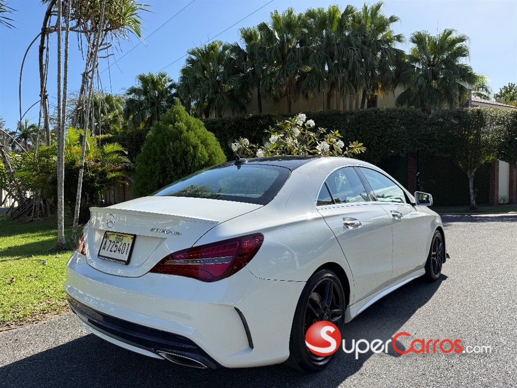 2017 Mercedes-Benz Clase CLA 250 AMG — foto 6 / 10