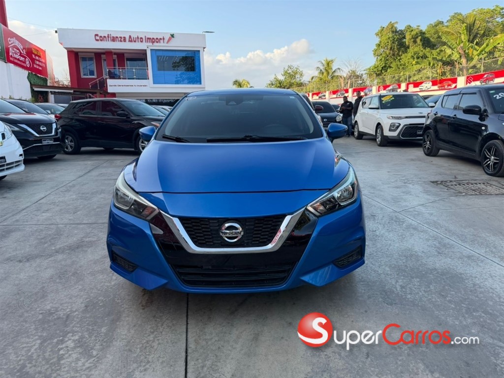 2021 Nissan Versa — foto 2 / 8