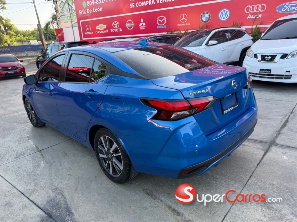 2021 Nissan Versa — foto 6 / 8