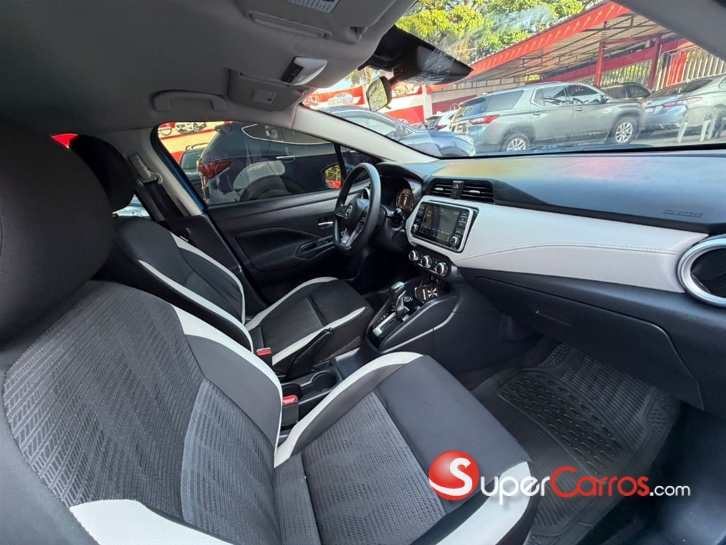 2021 Nissan Versa — foto 8 / 8