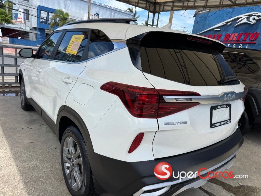 2023 Kia Seltos EX — foto 4 / 12