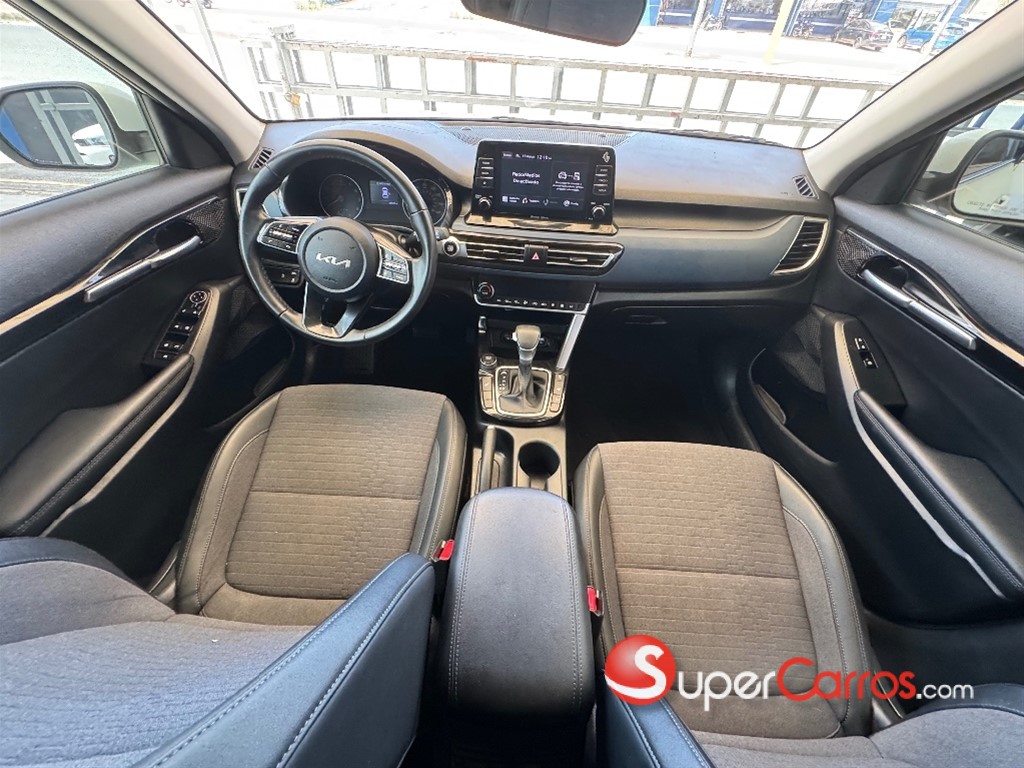 2023 Kia Seltos EX — foto 8 / 12