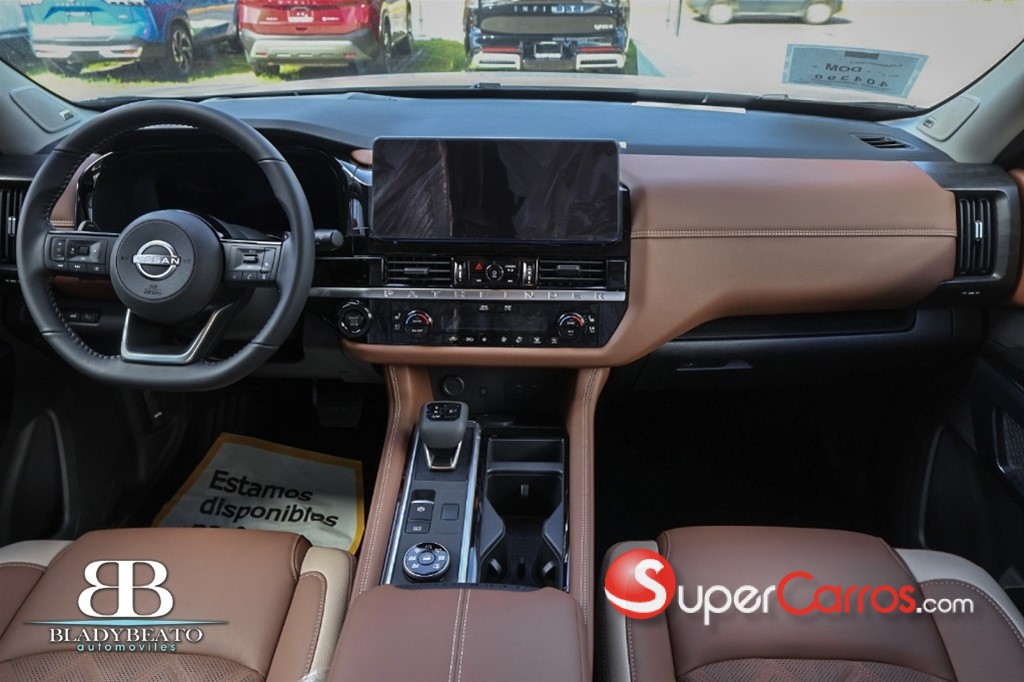2027 Nissan Pathfinder Exclusive — foto 12 / 12