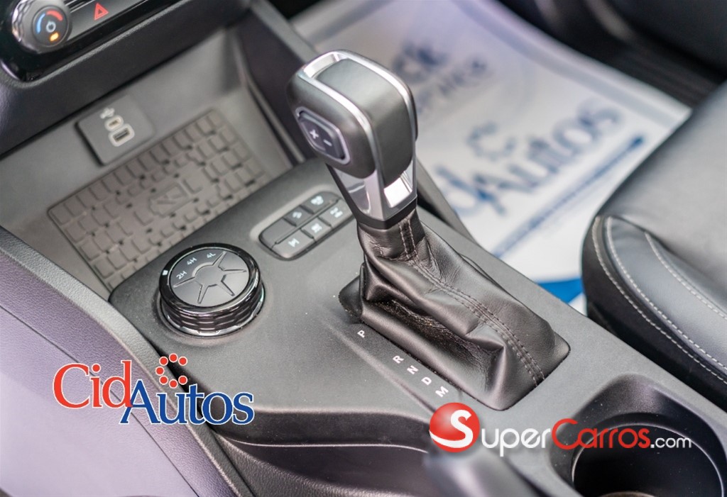 2025 Ford Ranger XLT — foto 8 / 12