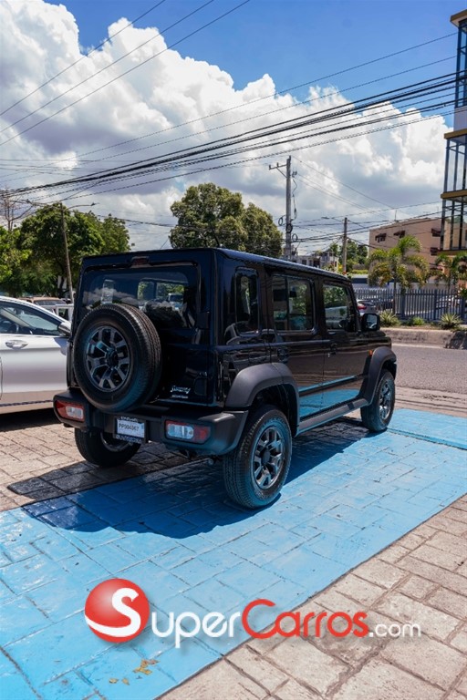 2026 Suzuki Jimny GLX — foto 4 / 11