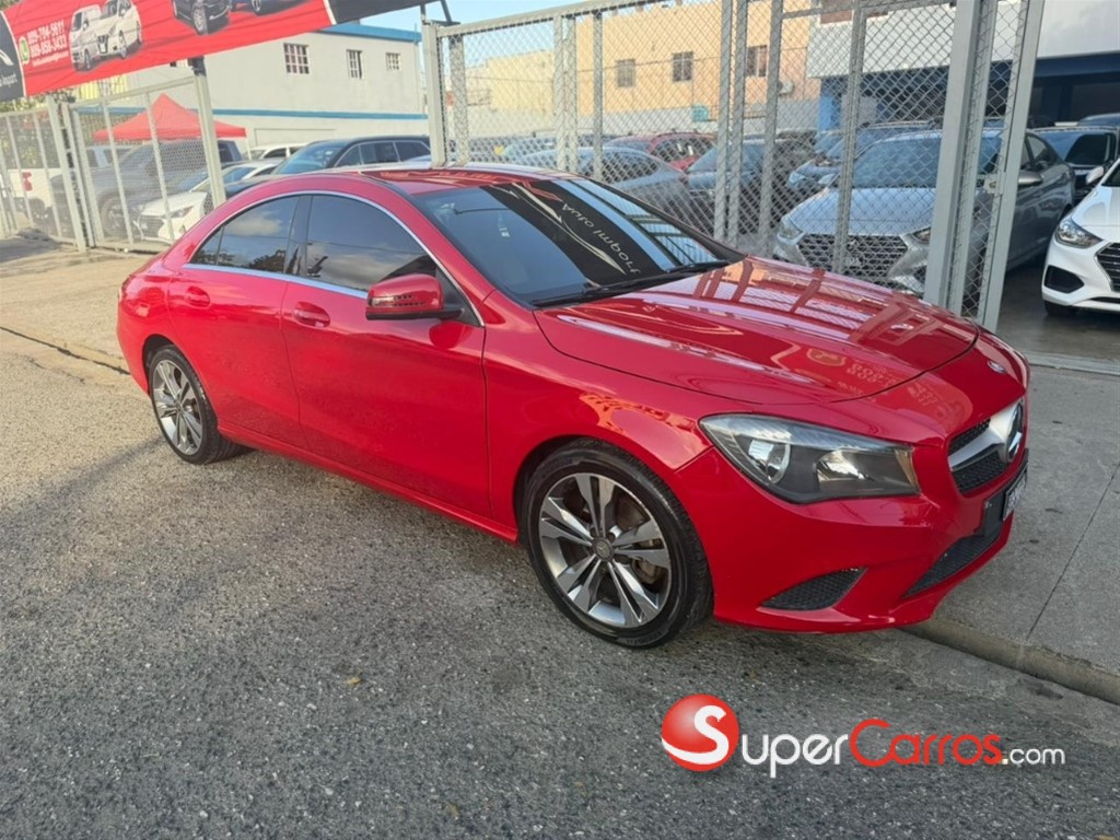 2016 Mercedes-Benz Clase CLA 180 — foto 2 / 8