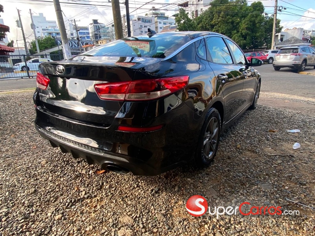 2020 Kia Optima FE — foto 5 / 10
