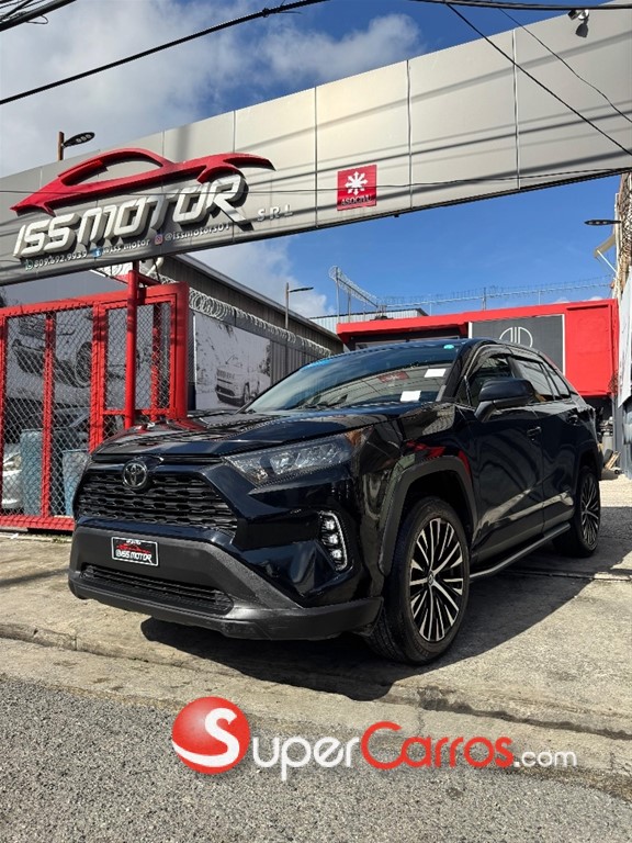 2022 Toyota RAV4 LE — foto 2 / 10