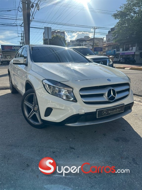2016 Mercedes-Benz Clase GLA 250 4 Matic — foto 2 / 12