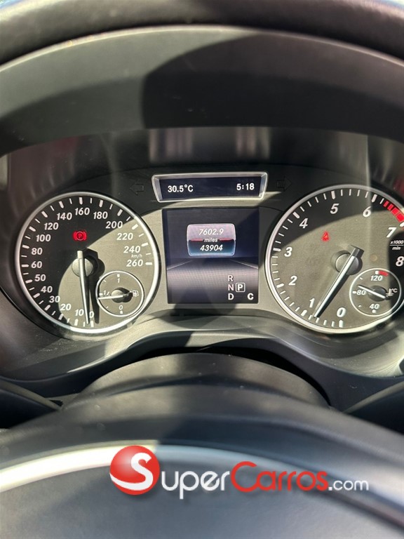 2016 Mercedes-Benz Clase GLA 250 4 Matic — foto 7 / 12